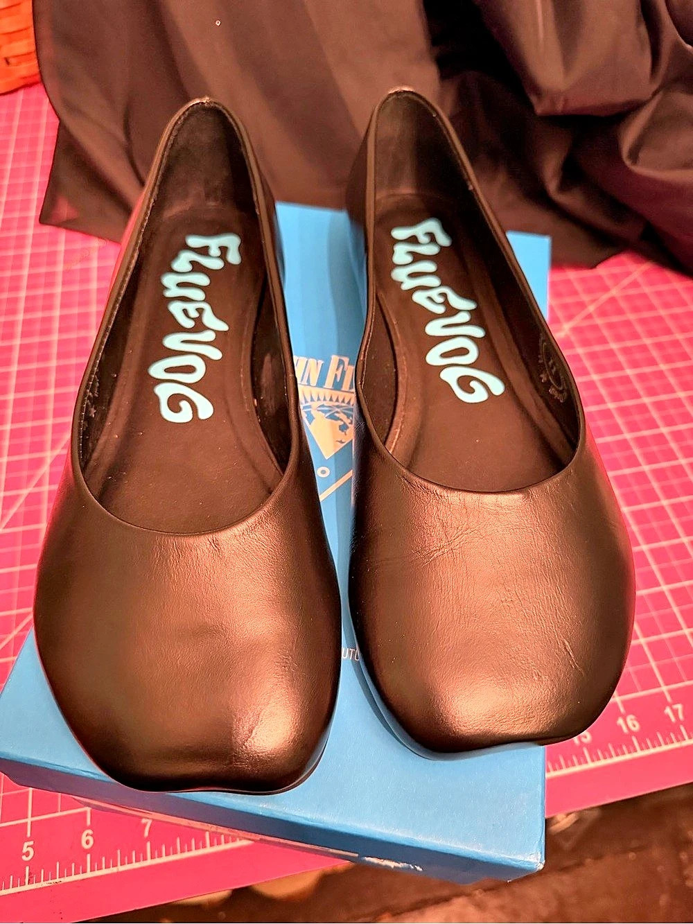 Fluevog Dollyvog Porcelain Leather flats Black US 11 Like New